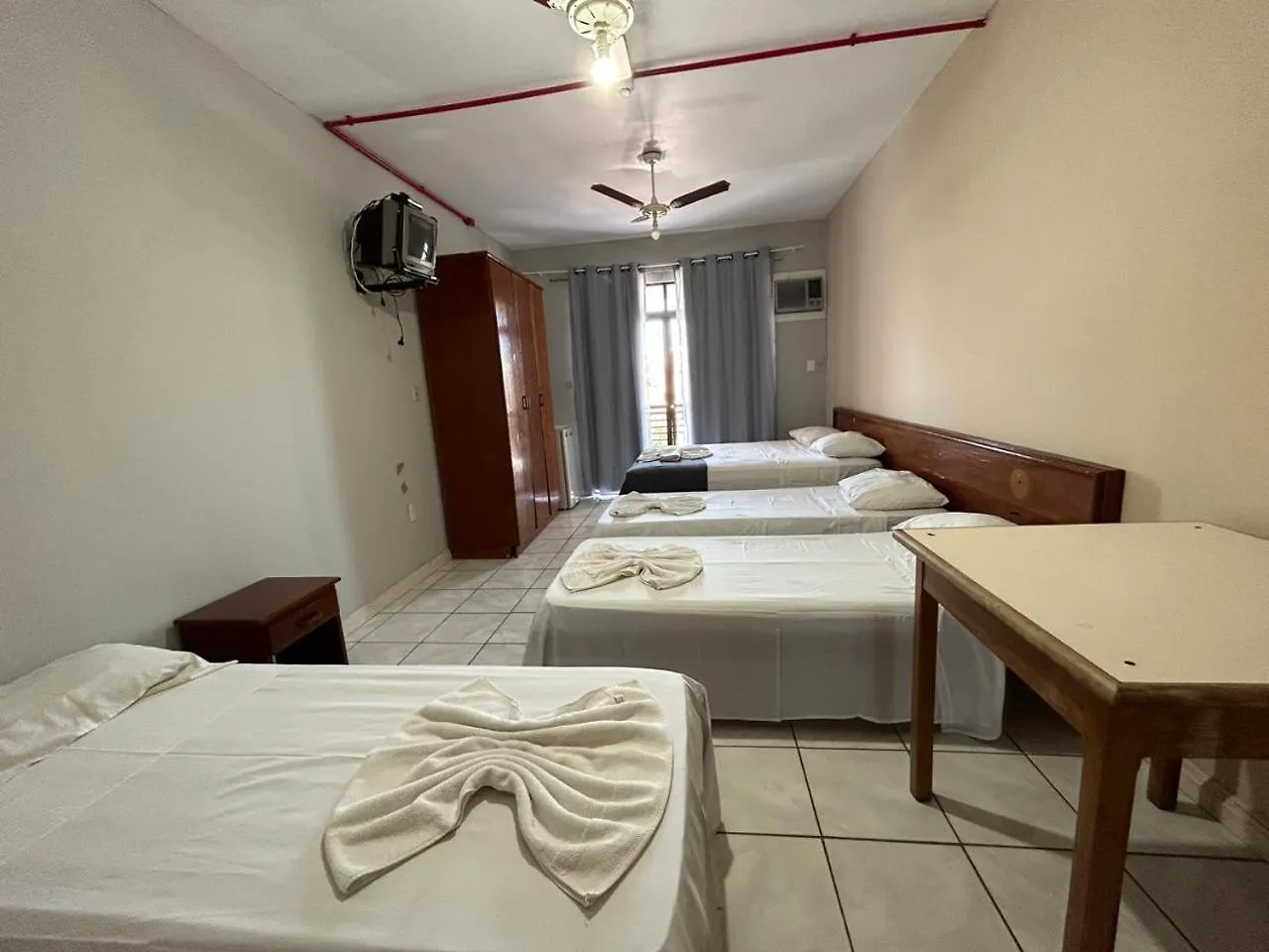 Ilha Azul Hospedagem Governador Celso Ramos Hotel