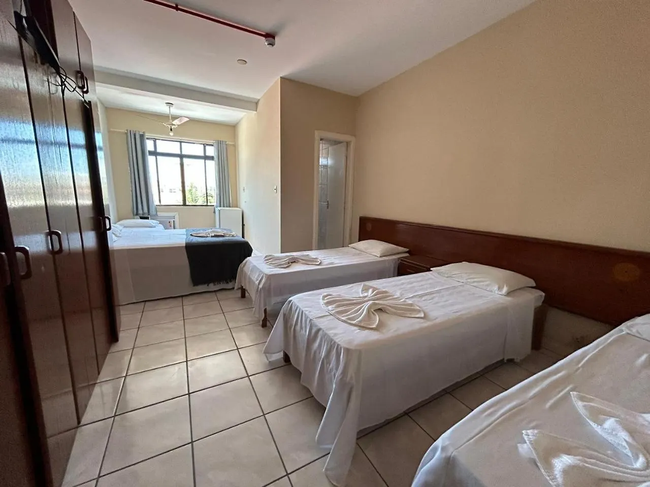 ** Hotel Ilha Azul Hospedagem Governador Celso Ramos Brazil
